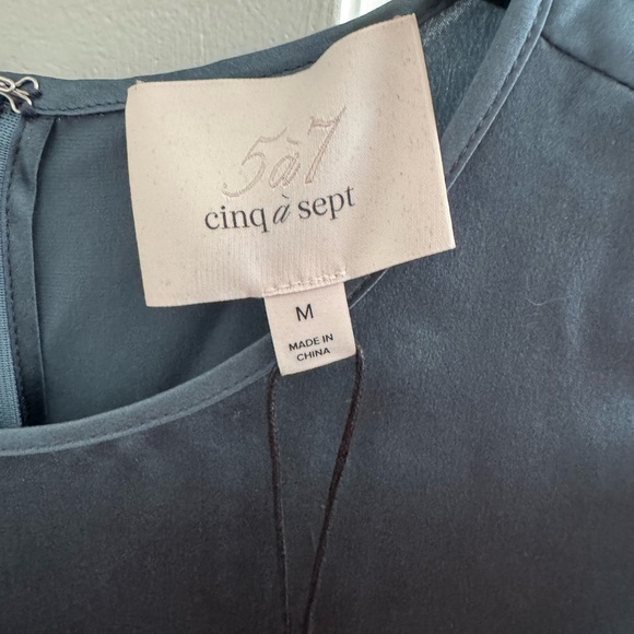 BNWT Cinq a Sept Alexia Silk Top Size M - Picture 5 of 7